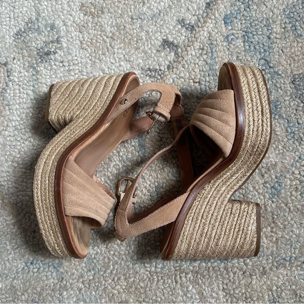 UGG Chunky Suede Espadrille Heeled Sandals size 7.5 camel suede